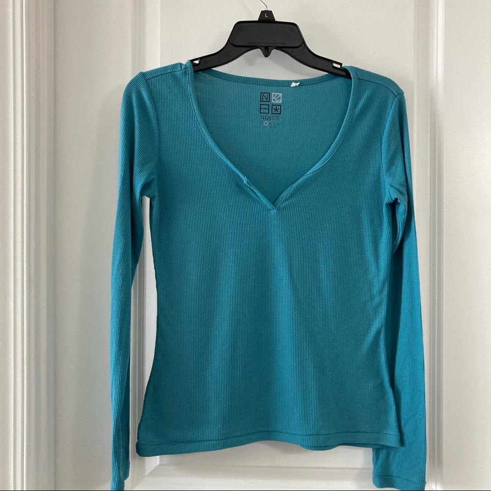 Nollie Blue Long Sleeve Ribbed V Neck Shirt